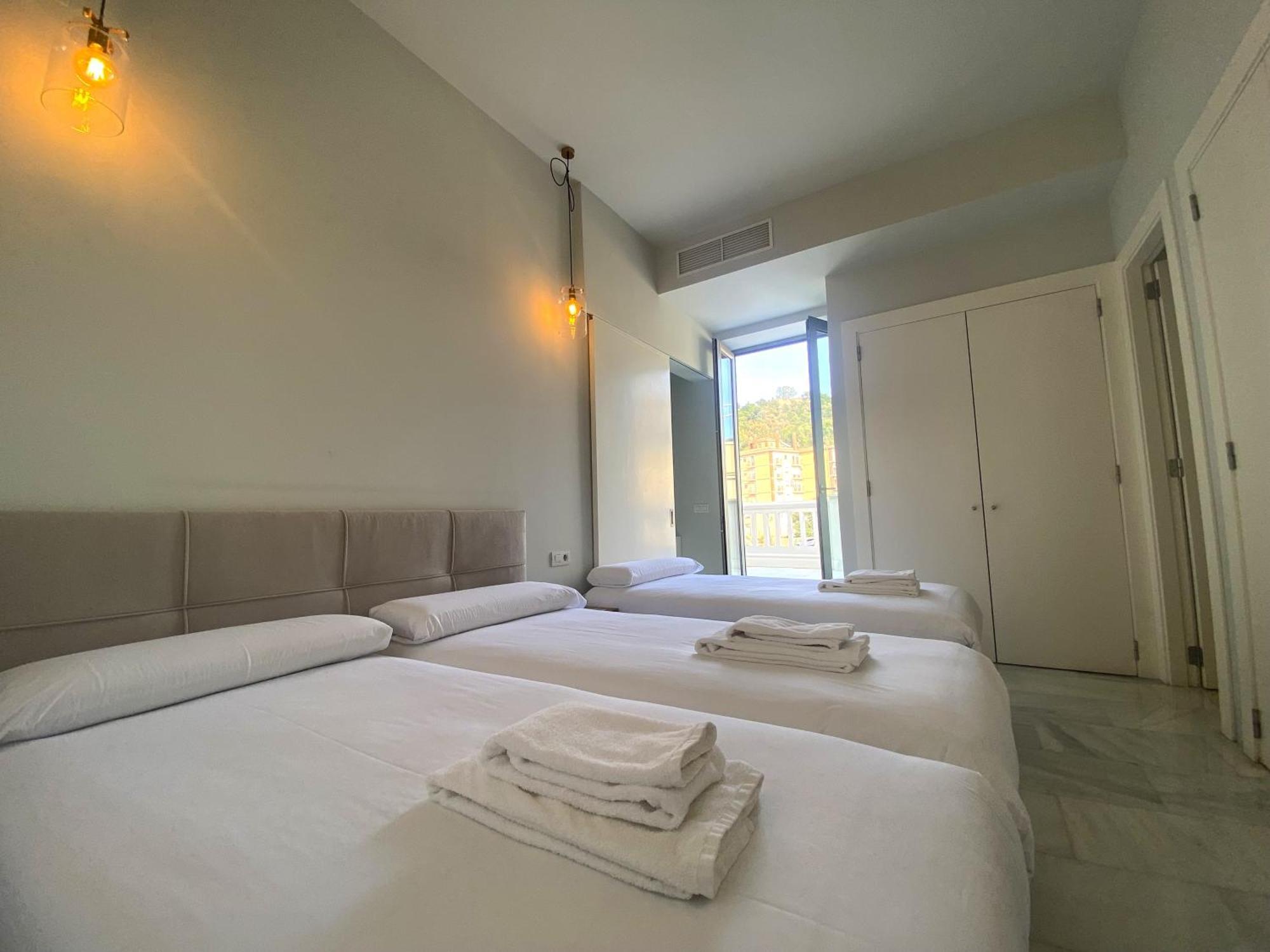 Pinar Vip Class Malaga C/Alcazabilla Zewnętrze zdjęcie